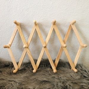 Blonde Accordion Peg Rack - jewelry/coat hanger